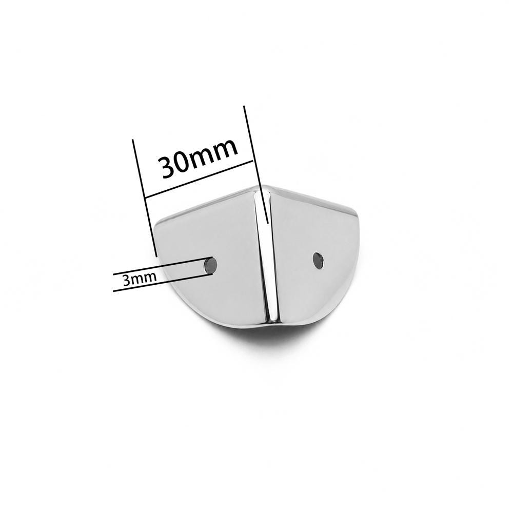 Square trunk corner guard for case and box repair