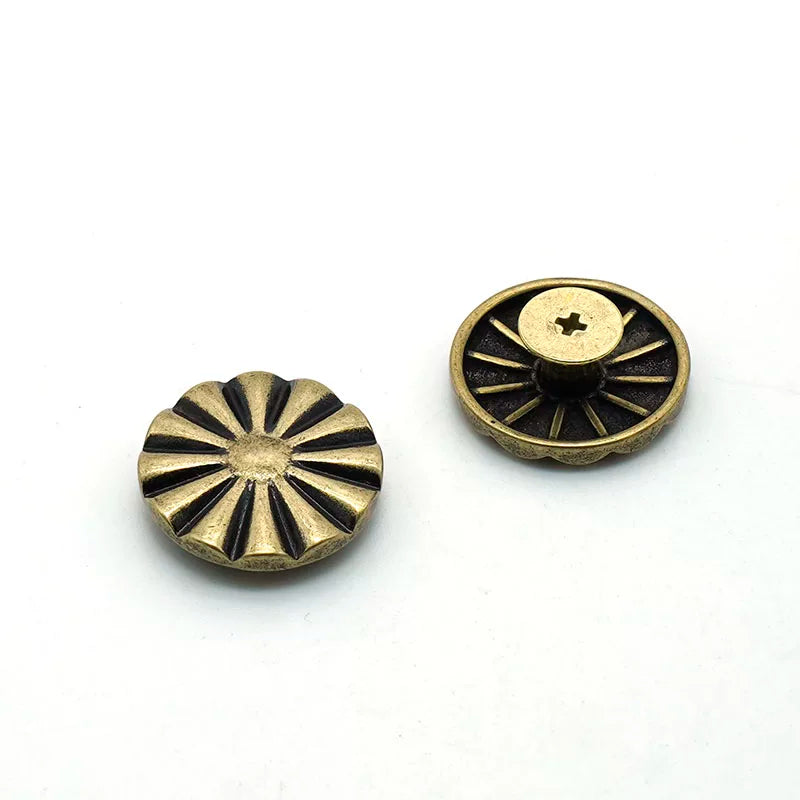 Solid Brass Vintage Floral Chrysanthemum Stud 18mm