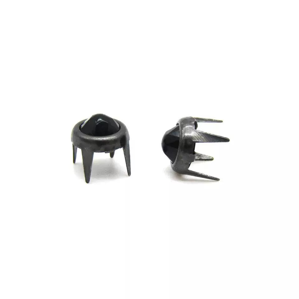Prong Stud