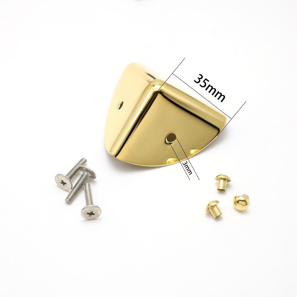 Metal corner protector for wooden boxes with single mounting hole